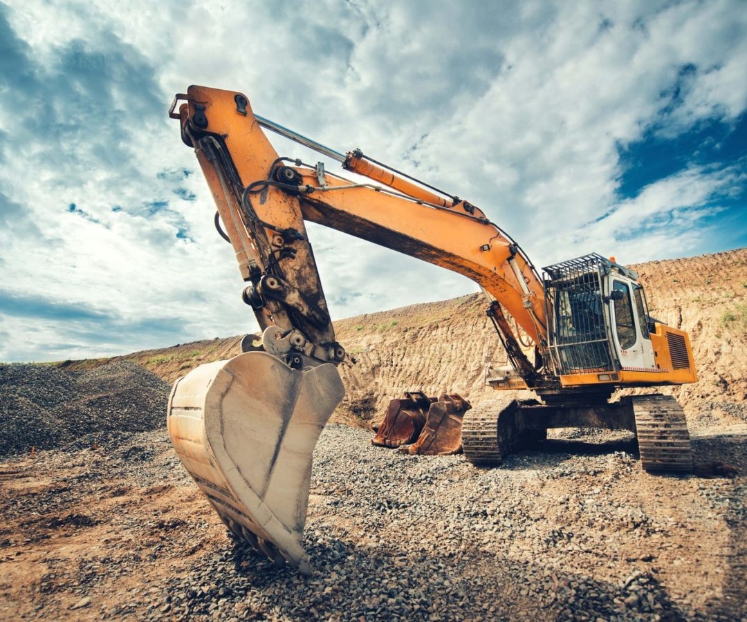 how-to-operate-excavator-scaled-1